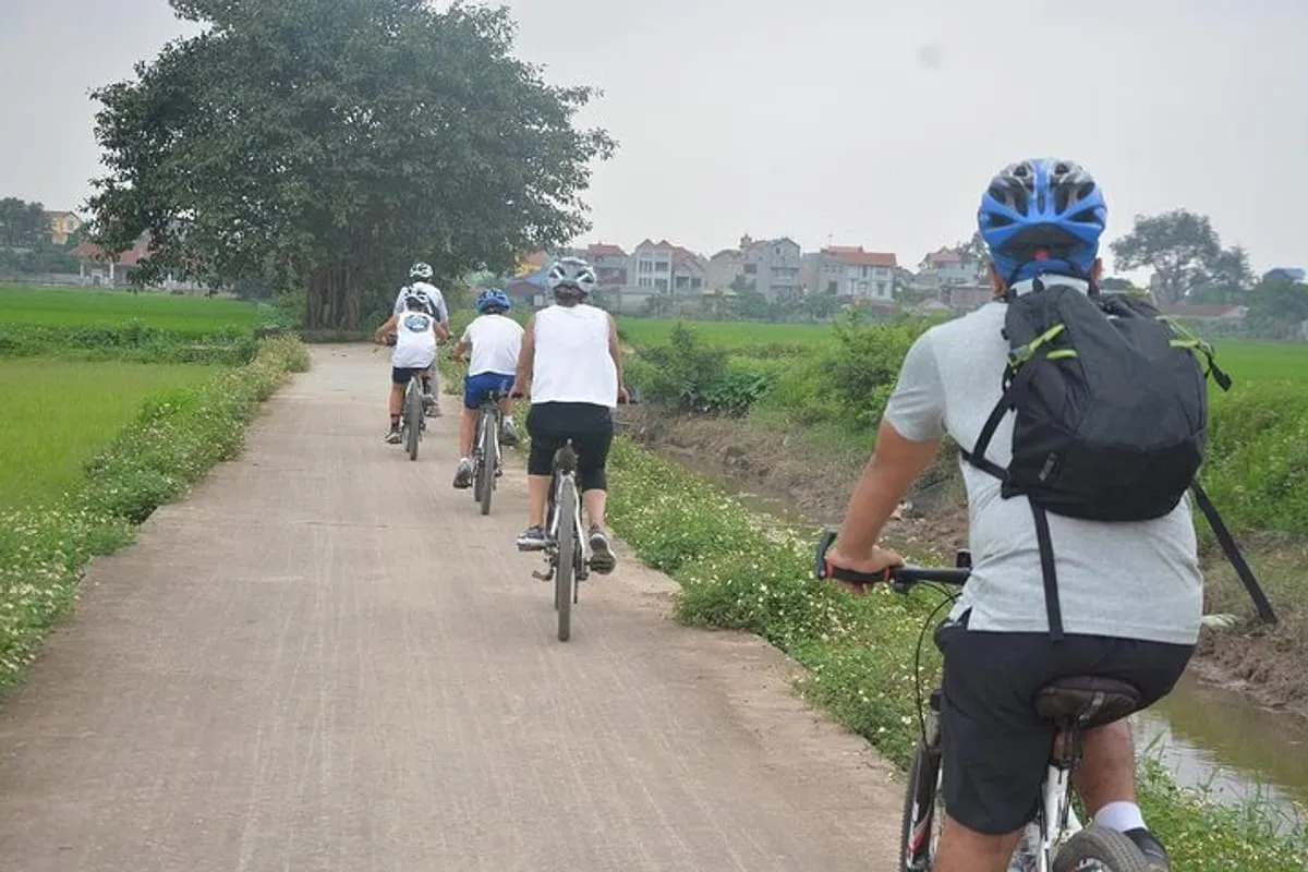 Half-Day Hanoi E-Bike Tour: Exploring Ancient Co Loa Citadel